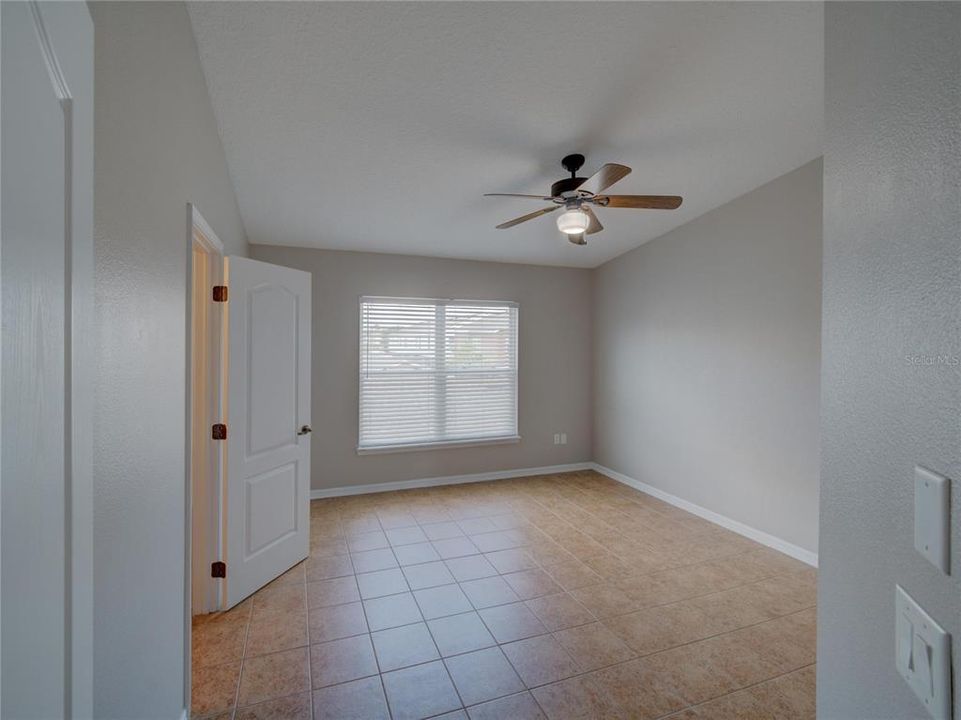 Active With Contract: $359,000 (3 beds, 2 baths, 1480 Square Feet)