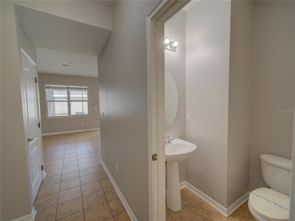 Active With Contract: $359,000 (3 beds, 2 baths, 1480 Square Feet)