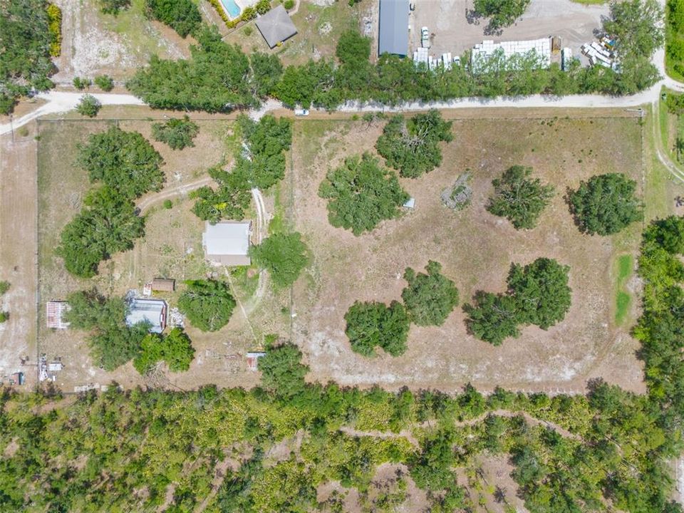 Active With Contract: $600,000 (6 beds, 4 baths, 3304 Square Feet)