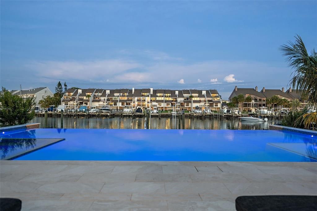 待售: $7,950,000 (4 贝兹, 5 浴室, 4318 平方英尺)