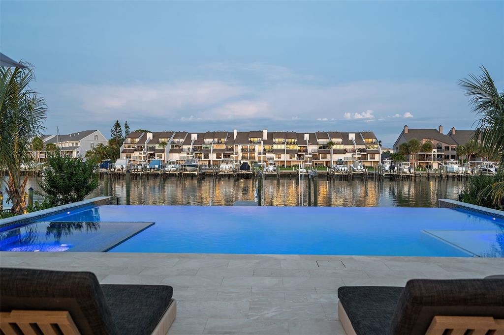 待售: $7,950,000 (4 贝兹, 5 浴室, 4318 平方英尺)