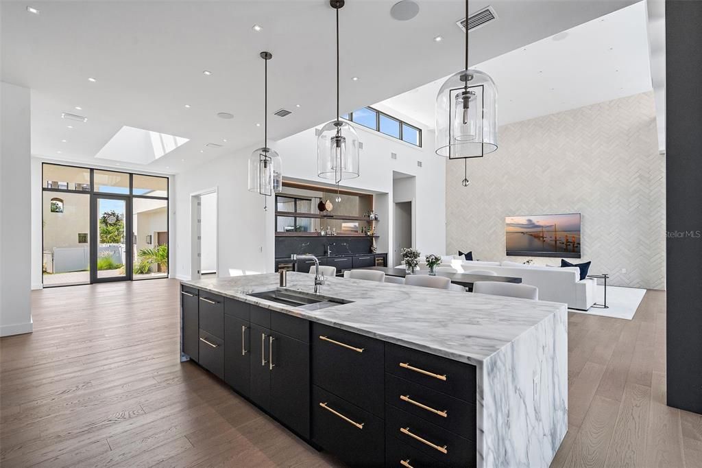 待售: $7,950,000 (4 贝兹, 5 浴室, 4318 平方英尺)