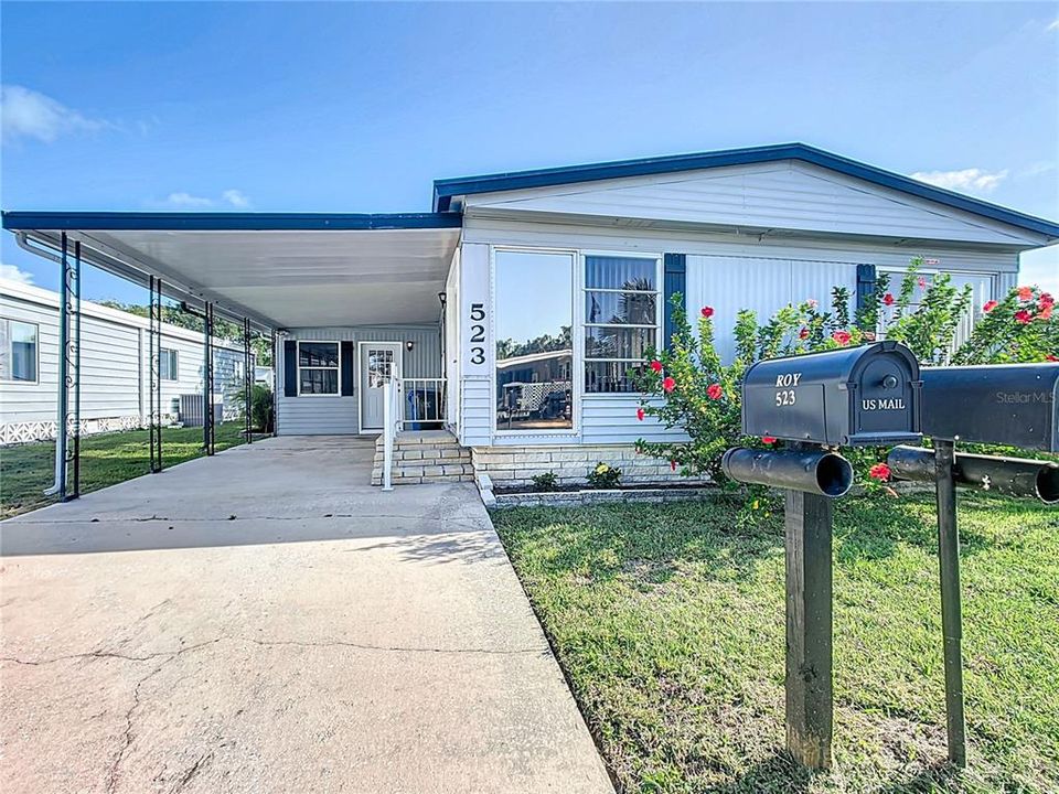 Active With Contract: $139,000 (2 beds, 2 baths, 1296 Square Feet)