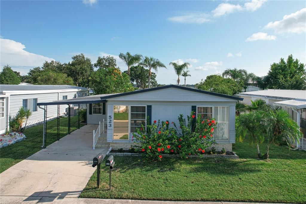 Active With Contract: $139,000 (2 beds, 2 baths, 1296 Square Feet)