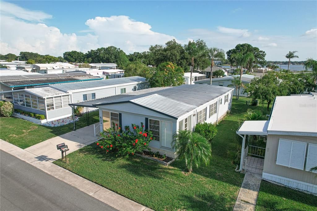 Active With Contract: $139,000 (2 beds, 2 baths, 1296 Square Feet)