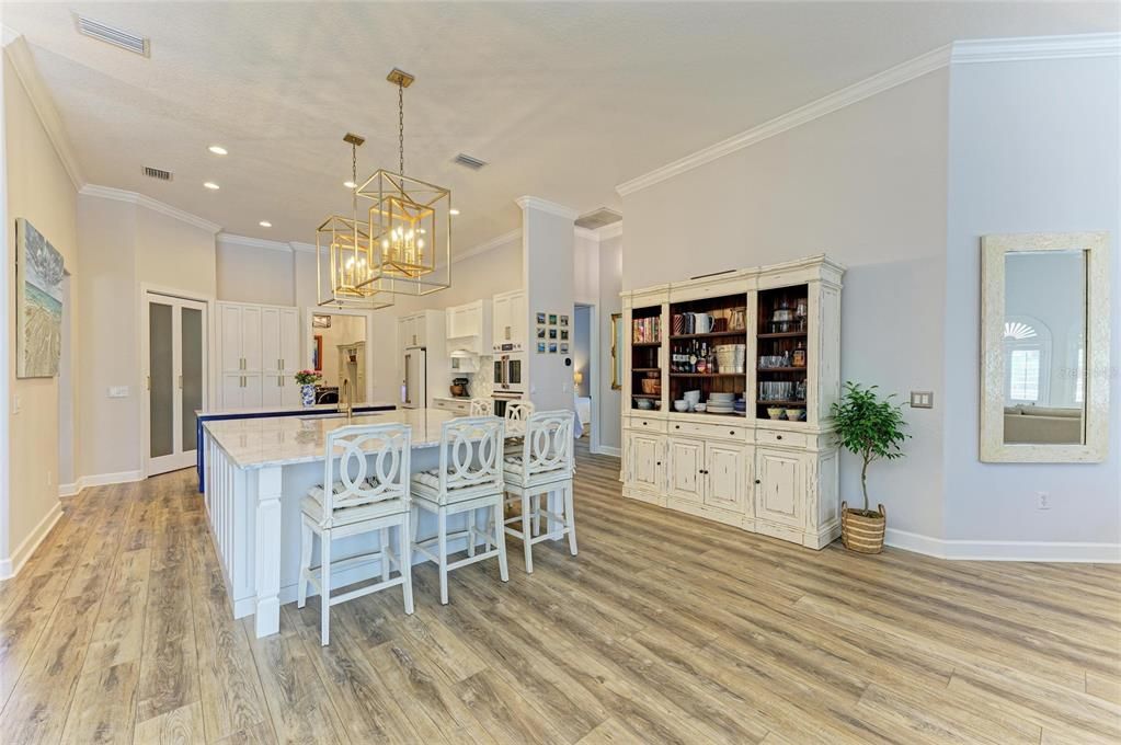 For Sale: $1,899,900 (5 beds, 4 baths, 3890 Square Feet)