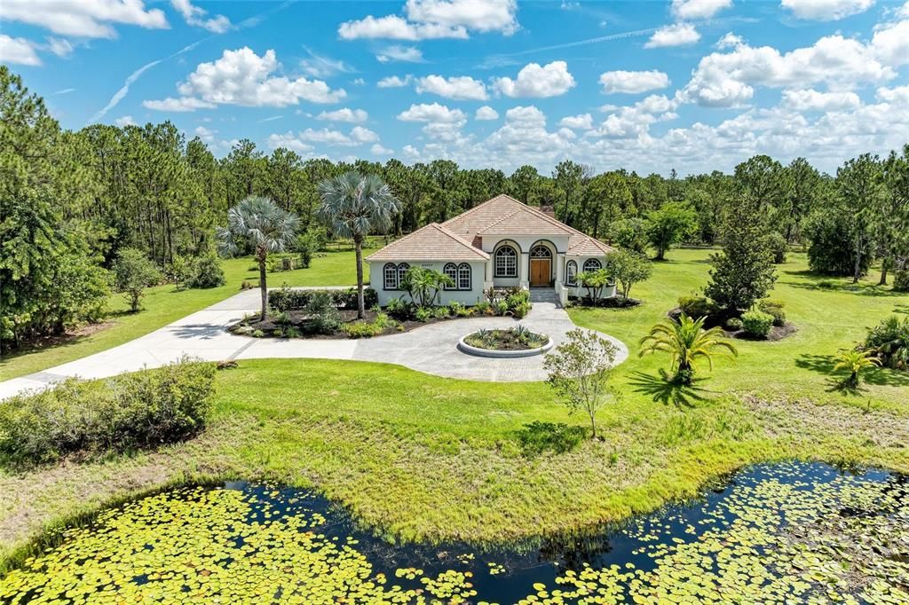 For Sale: $1,899,900 (5 beds, 4 baths, 3890 Square Feet)