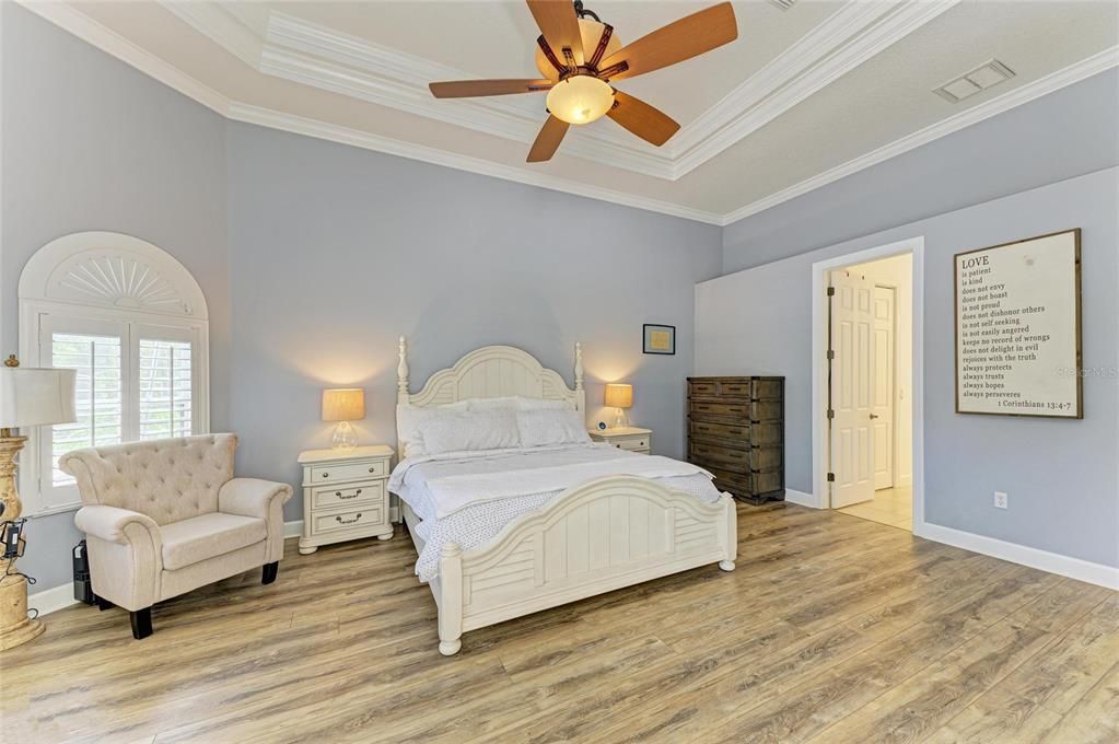 For Sale: $1,899,900 (5 beds, 4 baths, 3890 Square Feet)