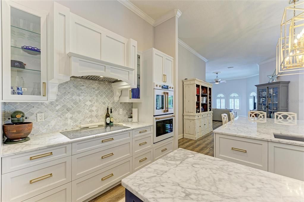 For Sale: $1,899,900 (5 beds, 4 baths, 3890 Square Feet)