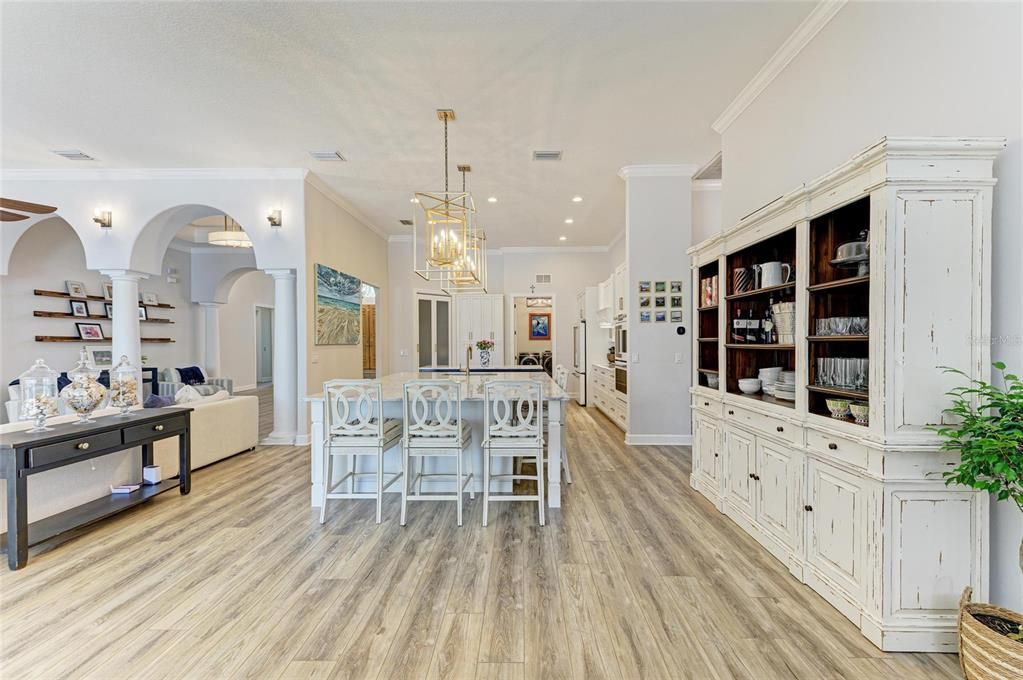 For Sale: $1,899,900 (5 beds, 4 baths, 3890 Square Feet)