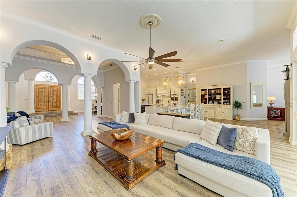 For Sale: $1,899,900 (5 beds, 4 baths, 3890 Square Feet)