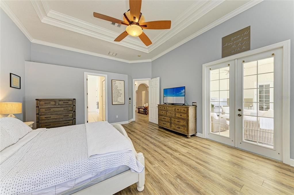 For Sale: $1,899,900 (5 beds, 4 baths, 3890 Square Feet)