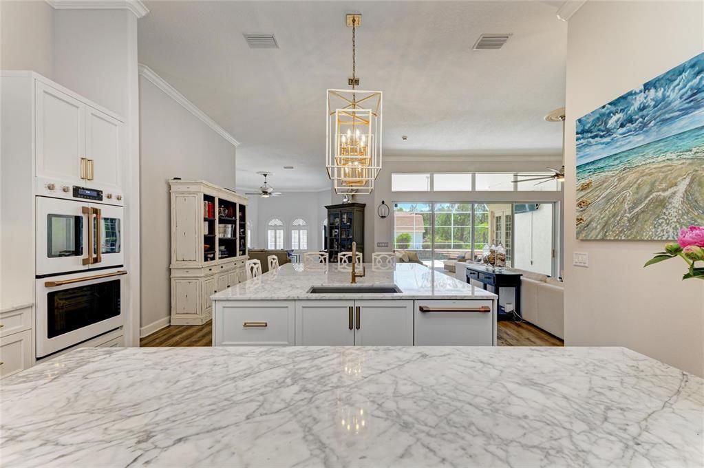 For Sale: $1,899,900 (5 beds, 4 baths, 3890 Square Feet)