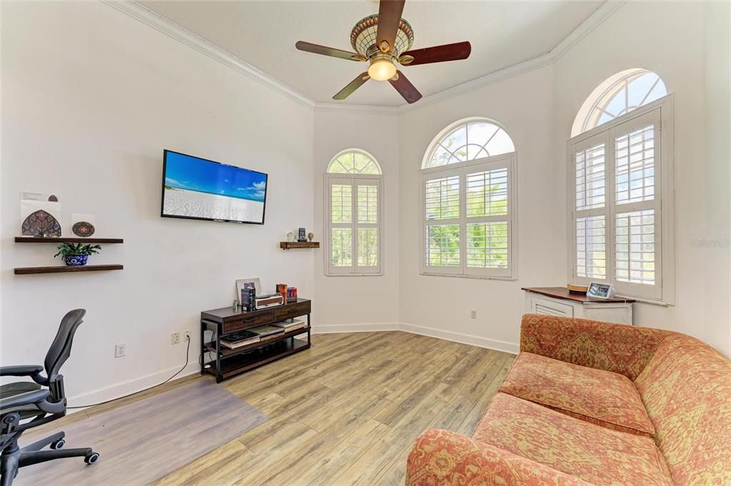 For Sale: $1,899,900 (5 beds, 4 baths, 3890 Square Feet)