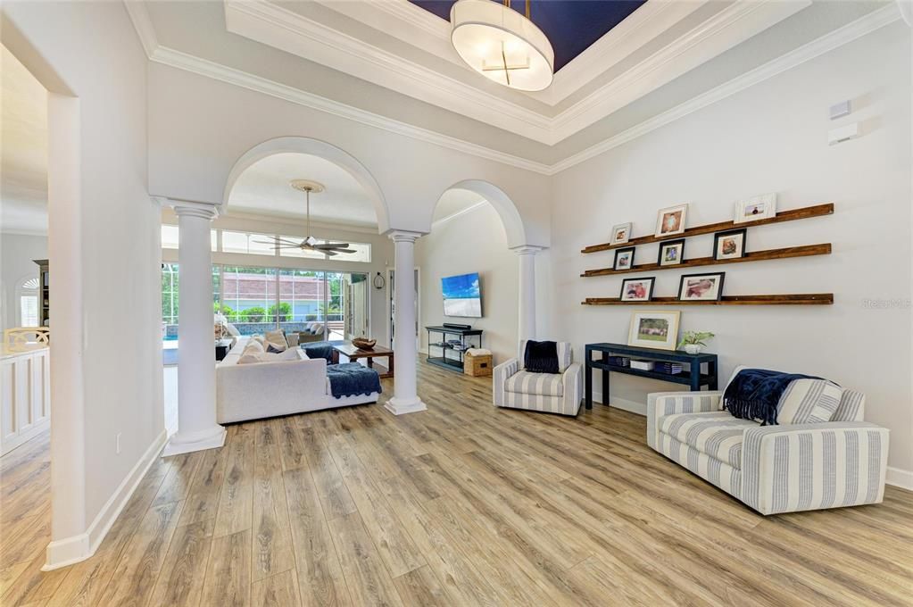 For Sale: $1,899,900 (5 beds, 4 baths, 3890 Square Feet)