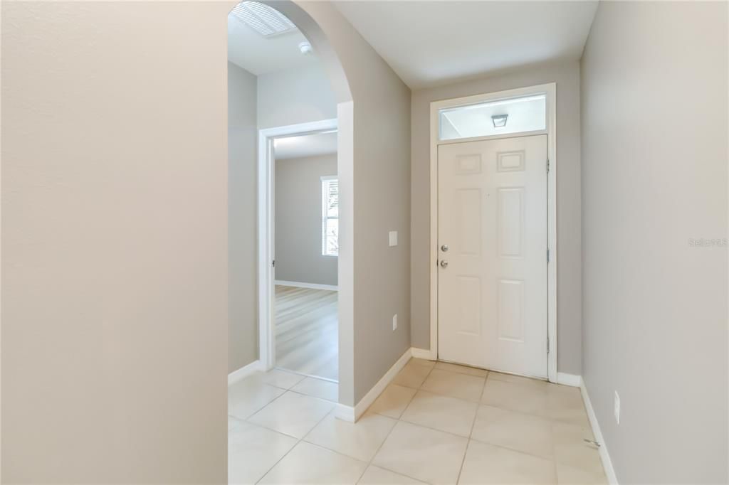 Active With Contract: $1,895 (4 beds, 2 baths, 1751 Square Feet)