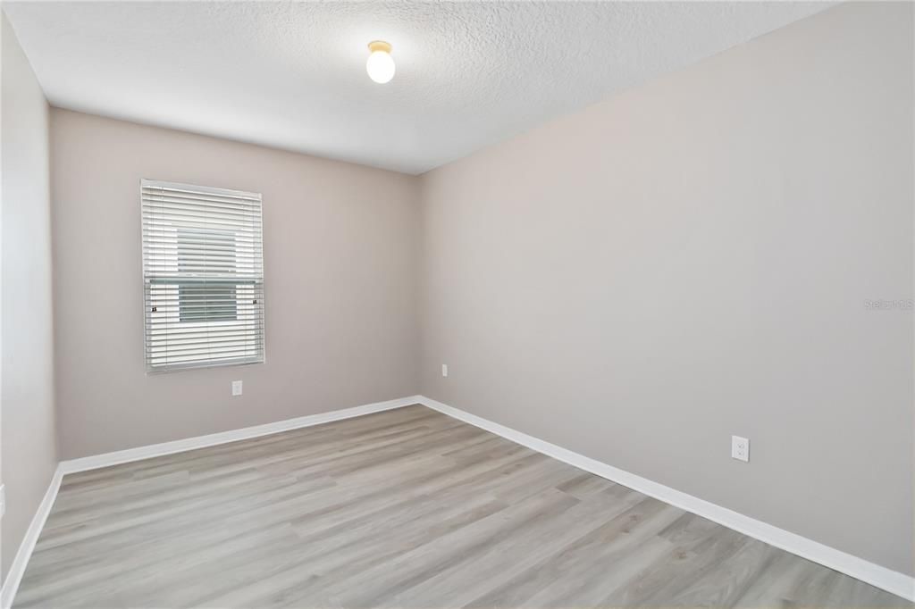 Active With Contract: $1,895 (4 beds, 2 baths, 1751 Square Feet)