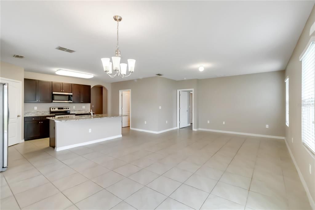 Active With Contract: $1,895 (4 beds, 2 baths, 1751 Square Feet)