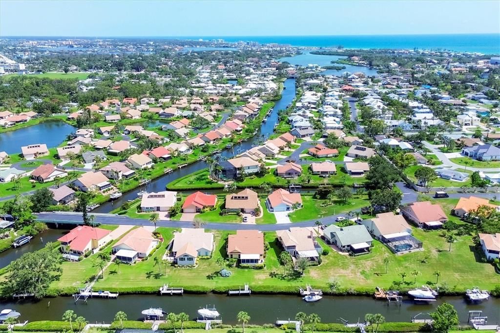 На продажу: $625,000 (3 спален, 3 ванн, 2174 Квадратных фут)