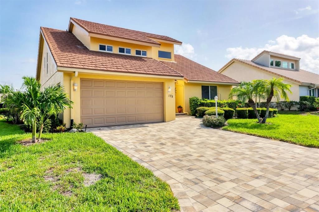 На продажу: $625,000 (3 спален, 3 ванн, 2174 Квадратных фут)