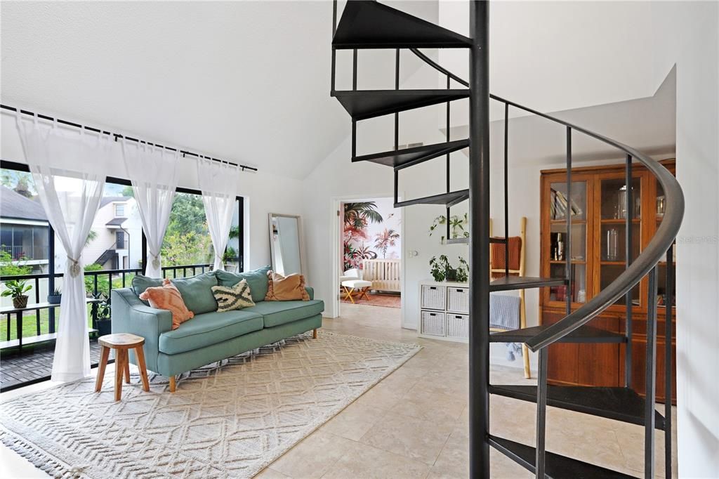 Activo con contrato: $159,000 (2 camas, 2 baños, 1324 Pies cuadrados)