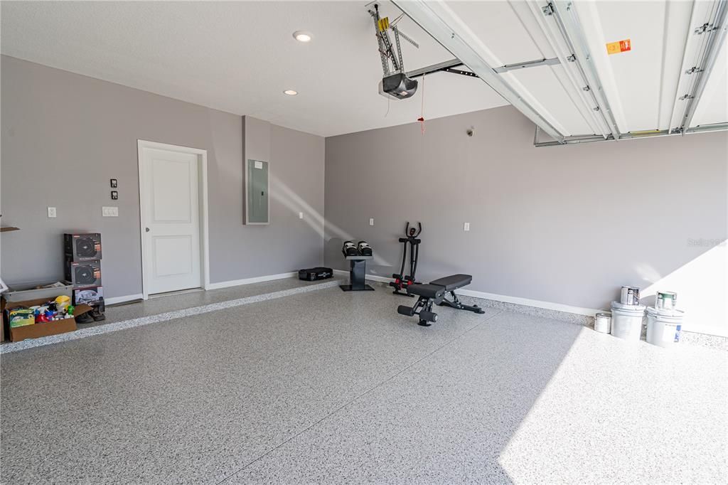 For Sale: $750,000 (5 beds, 4 baths, 3332 Square Feet)