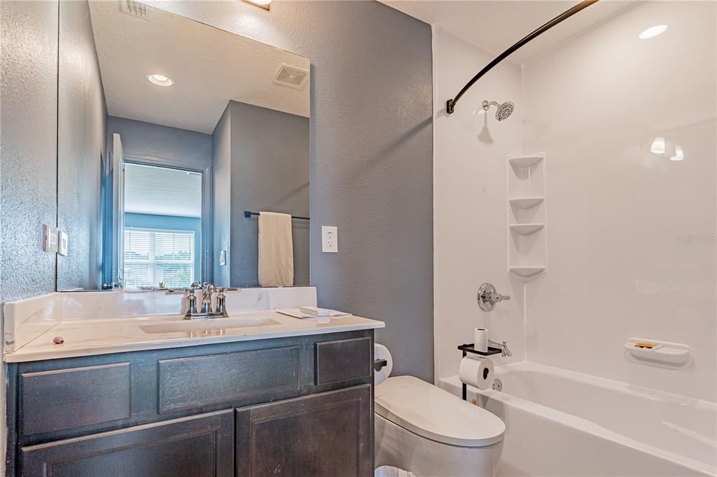 For Sale: $750,000 (5 beds, 4 baths, 3332 Square Feet)