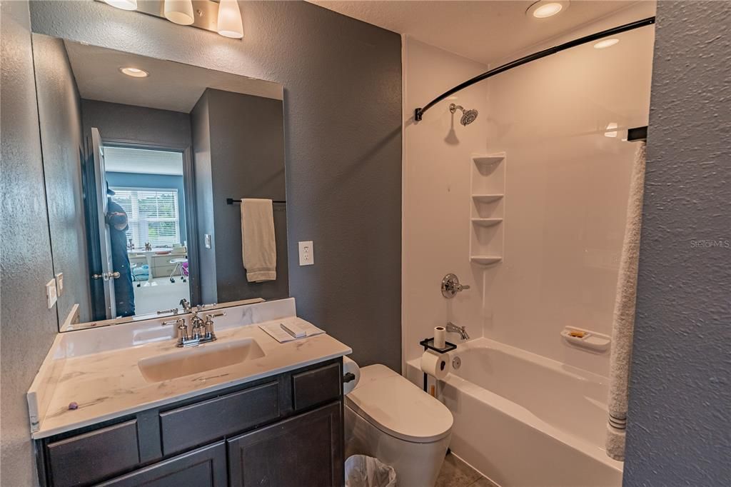 For Sale: $750,000 (5 beds, 4 baths, 3332 Square Feet)