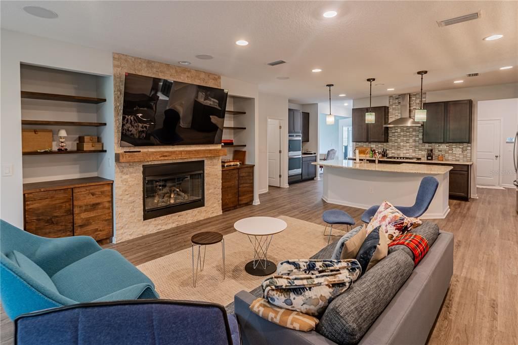 For Sale: $750,000 (5 beds, 4 baths, 3332 Square Feet)