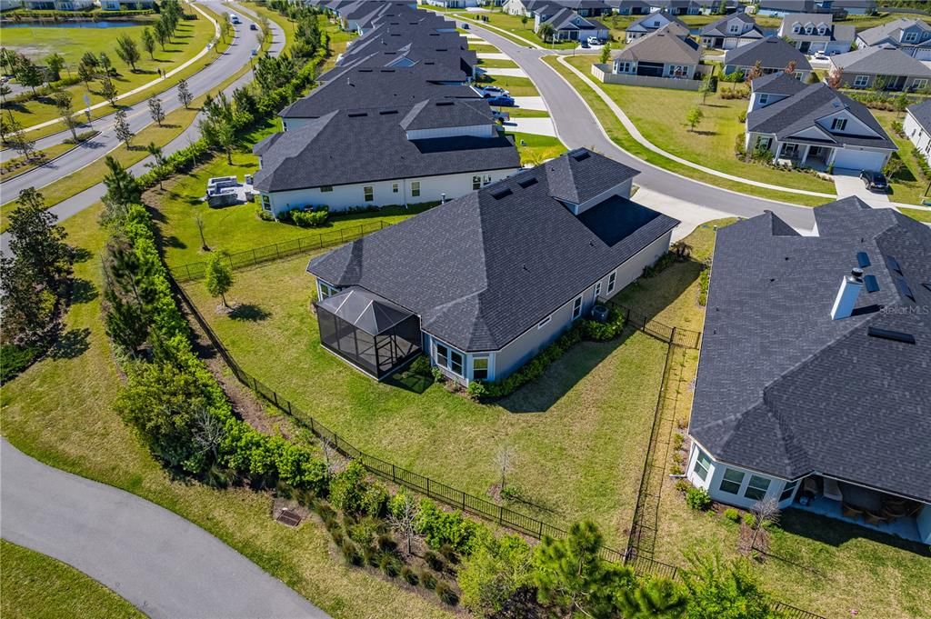 For Sale: $750,000 (5 beds, 4 baths, 3332 Square Feet)