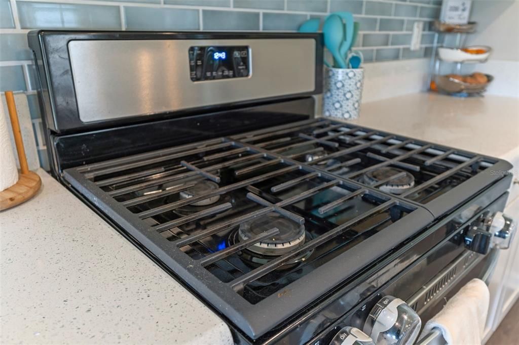 На продажу: $447,490 (4 спален, 3 ванн, 2495 Квадратных фут)