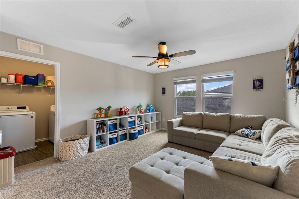 На продажу: $447,490 (4 спален, 3 ванн, 2495 Квадратных фут)