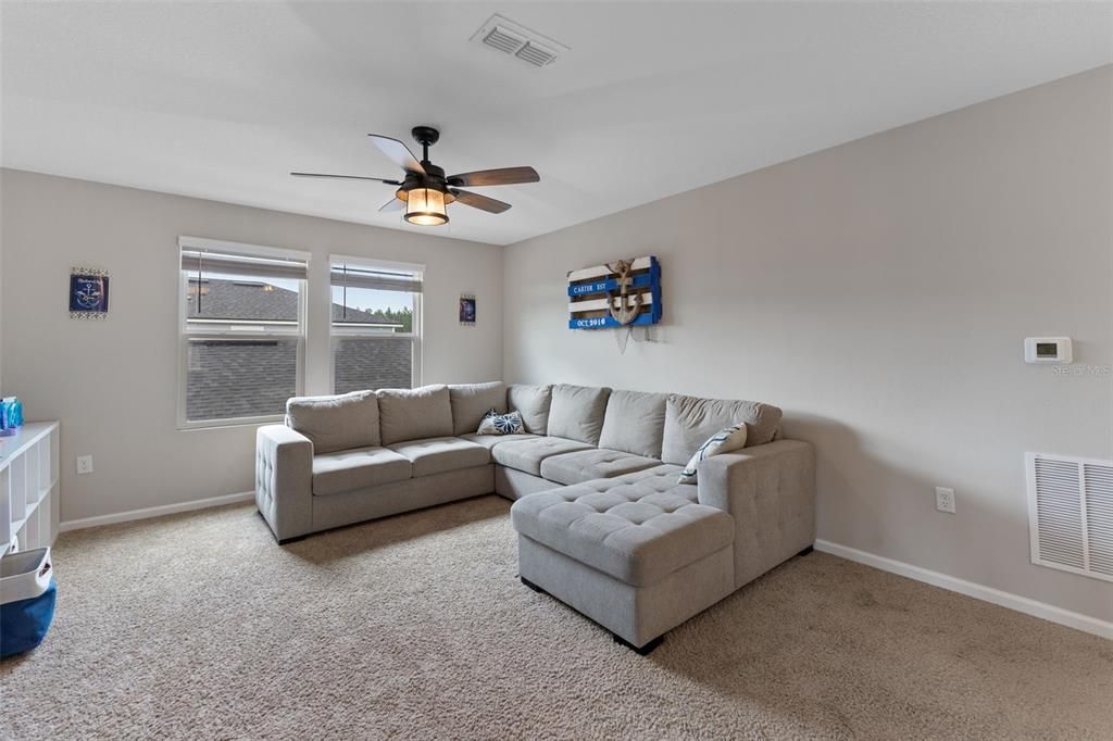 На продажу: $447,490 (4 спален, 3 ванн, 2495 Квадратных фут)