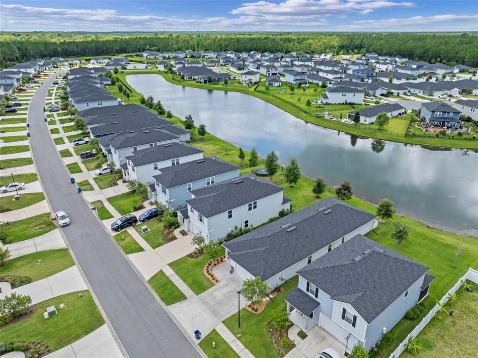 На продажу: $447,490 (4 спален, 3 ванн, 2495 Квадратных фут)