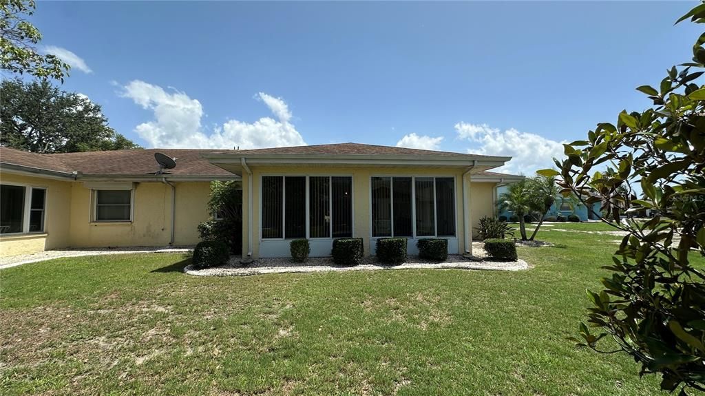 待售: $219,900 (2 贝兹, 2 浴室, 1756 平方英尺)