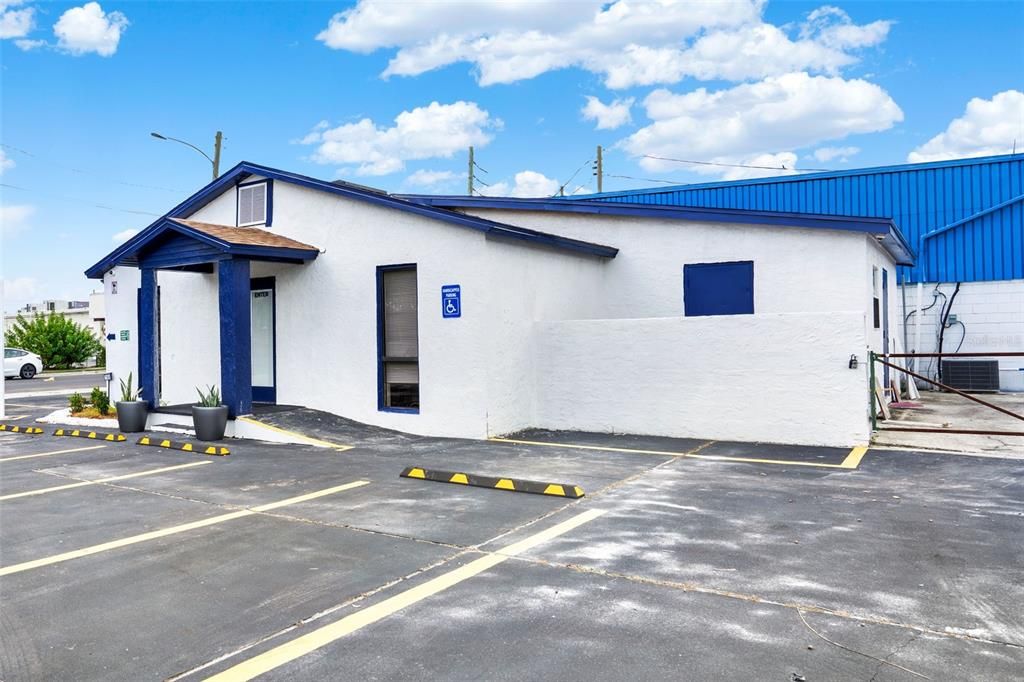 Active With Contract: $1,150,000 (0 beds, 0 baths, 1935 Square Feet)