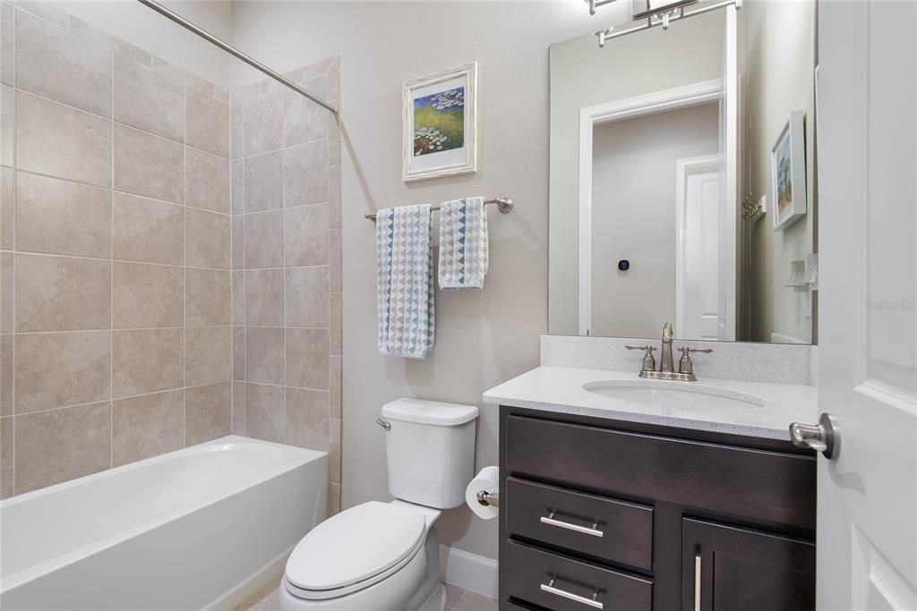 Active With Contract: $399,000 (2 beds, 2 baths, 1529 Square Feet)