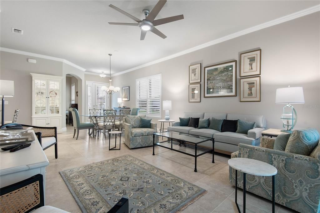 Active With Contract: $399,000 (2 beds, 2 baths, 1529 Square Feet)