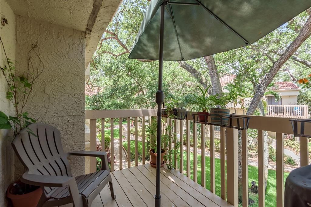 На продажу: $273,000 (2 спален, 1 ванн, 1020 Квадратных фут)