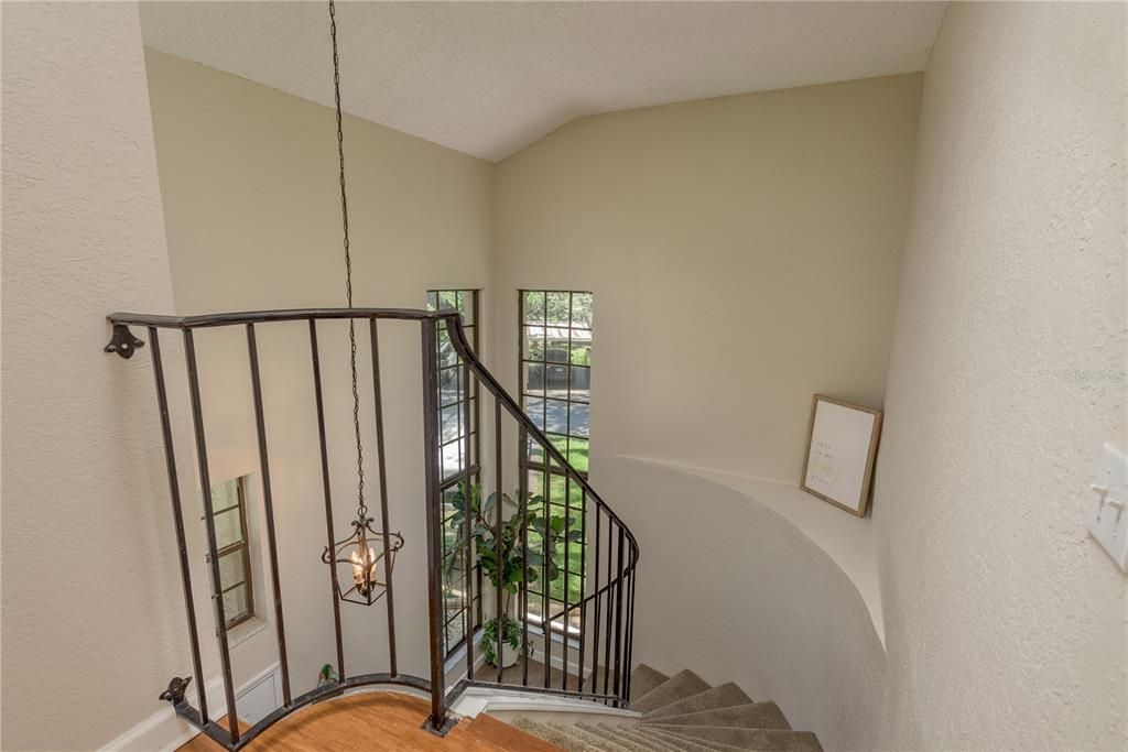 На продажу: $273,000 (2 спален, 1 ванн, 1020 Квадратных фут)