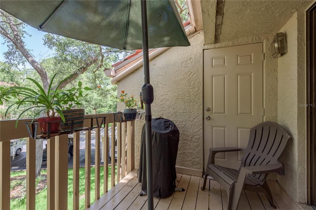 На продажу: $273,000 (2 спален, 1 ванн, 1020 Квадратных фут)