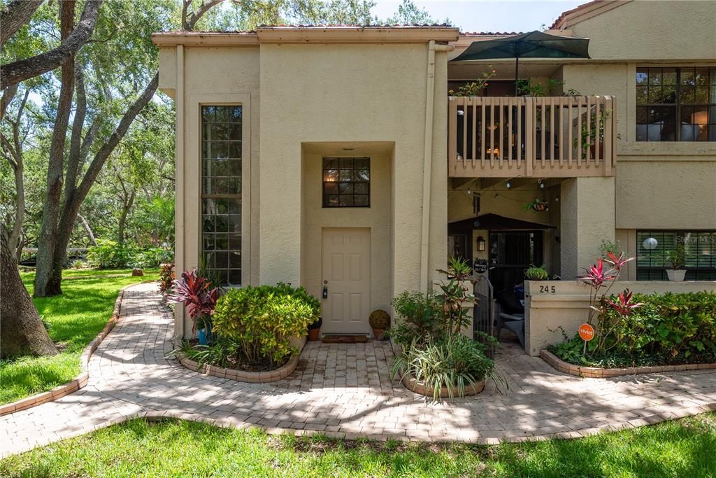 На продажу: $273,000 (2 спален, 1 ванн, 1020 Квадратных фут)