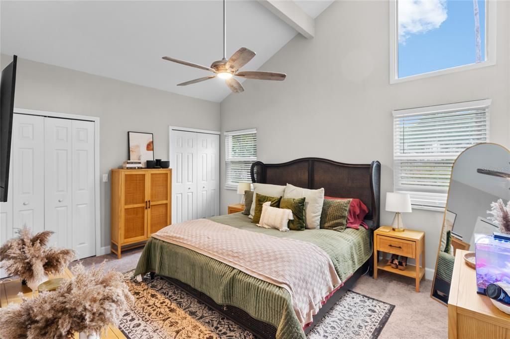 Active With Contract: $314,900 (3 beds, 2 baths, 1354 Square Feet)