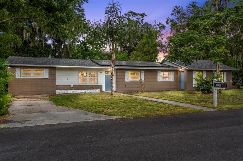 Vendido Recientemente: $364,999 (5 camas, 2 baños, 2313 Pies cuadrados)