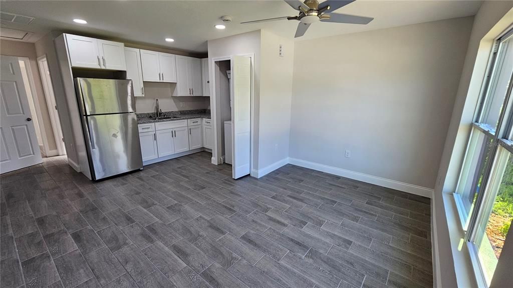 На продажу: $650,000 (6 спален, 0 ванн, 3388 Квадратных фут)