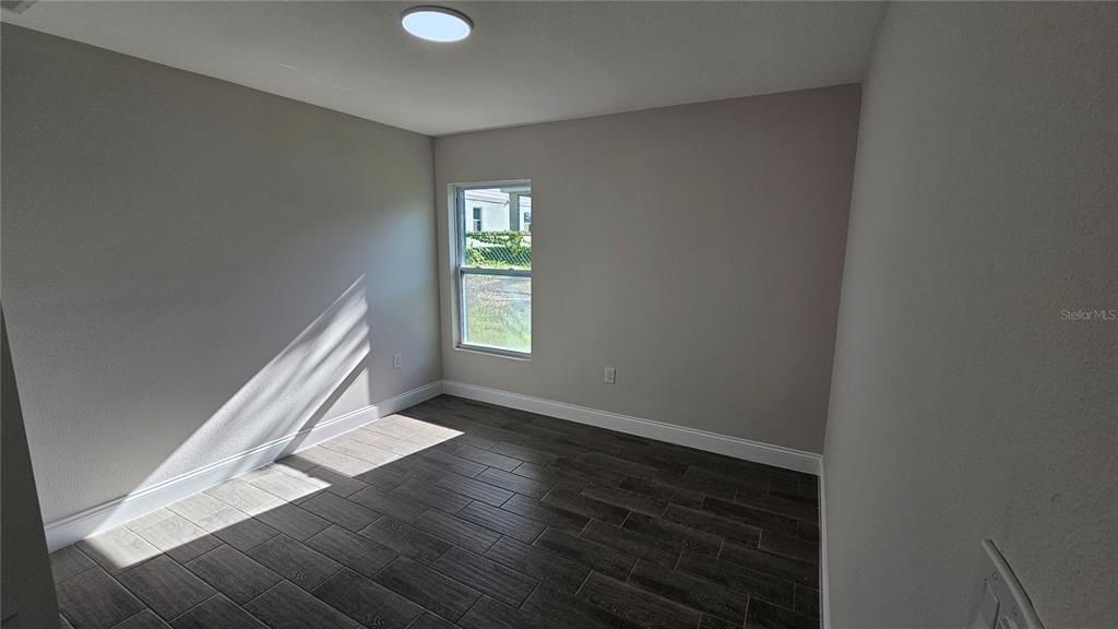 На продажу: $650,000 (6 спален, 0 ванн, 3388 Квадратных фут)