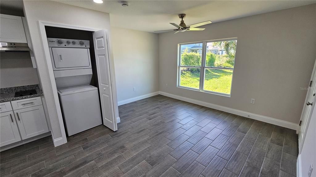 На продажу: $650,000 (6 спален, 0 ванн, 3388 Квадратных фут)