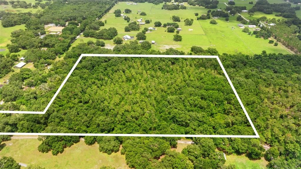 待售: $1,015,600 (25.39 acres)