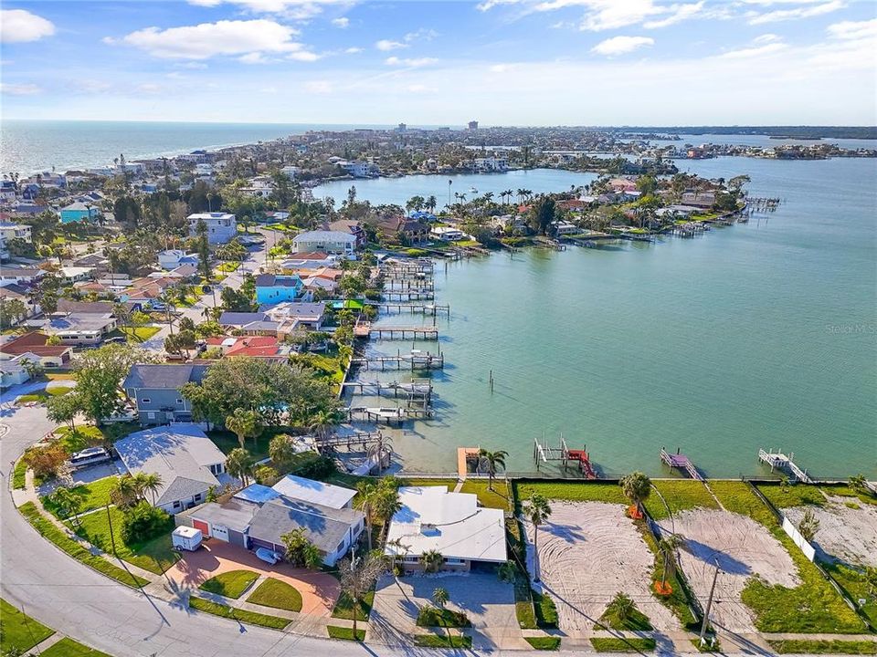 En Venta: $775,000 (2 camas, 1 baños, 1496 Pies cuadrados)