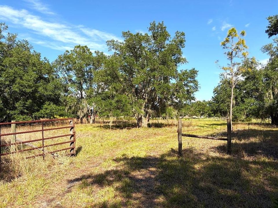 En Venta: $514,900 (9.99 acres)